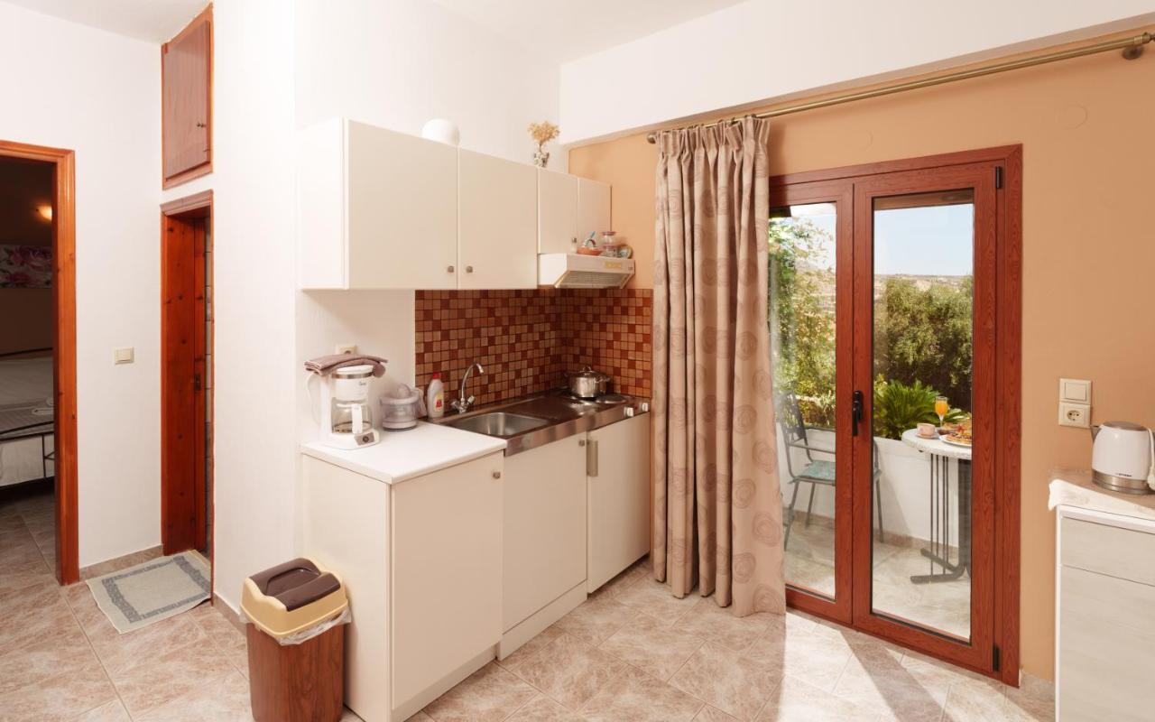 Apartament Hara's *